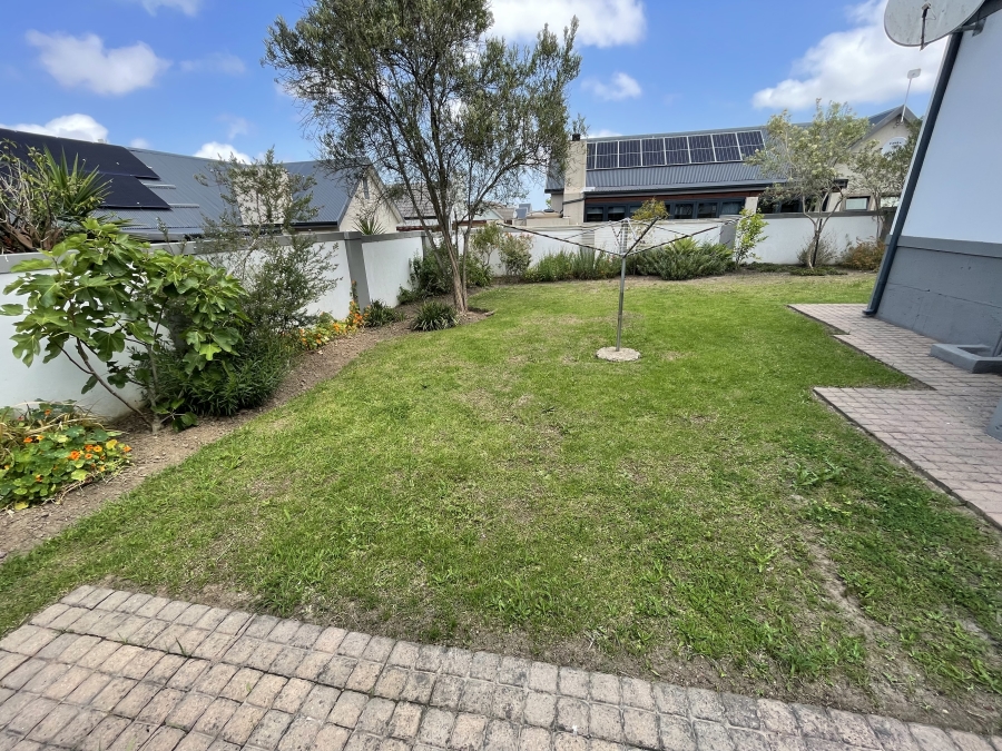 3 Bedroom Property for Sale in Blue Mountain Village Western Cape